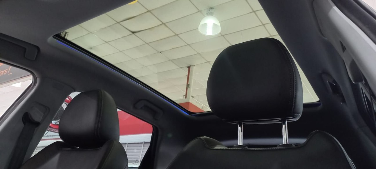 Car Image 11