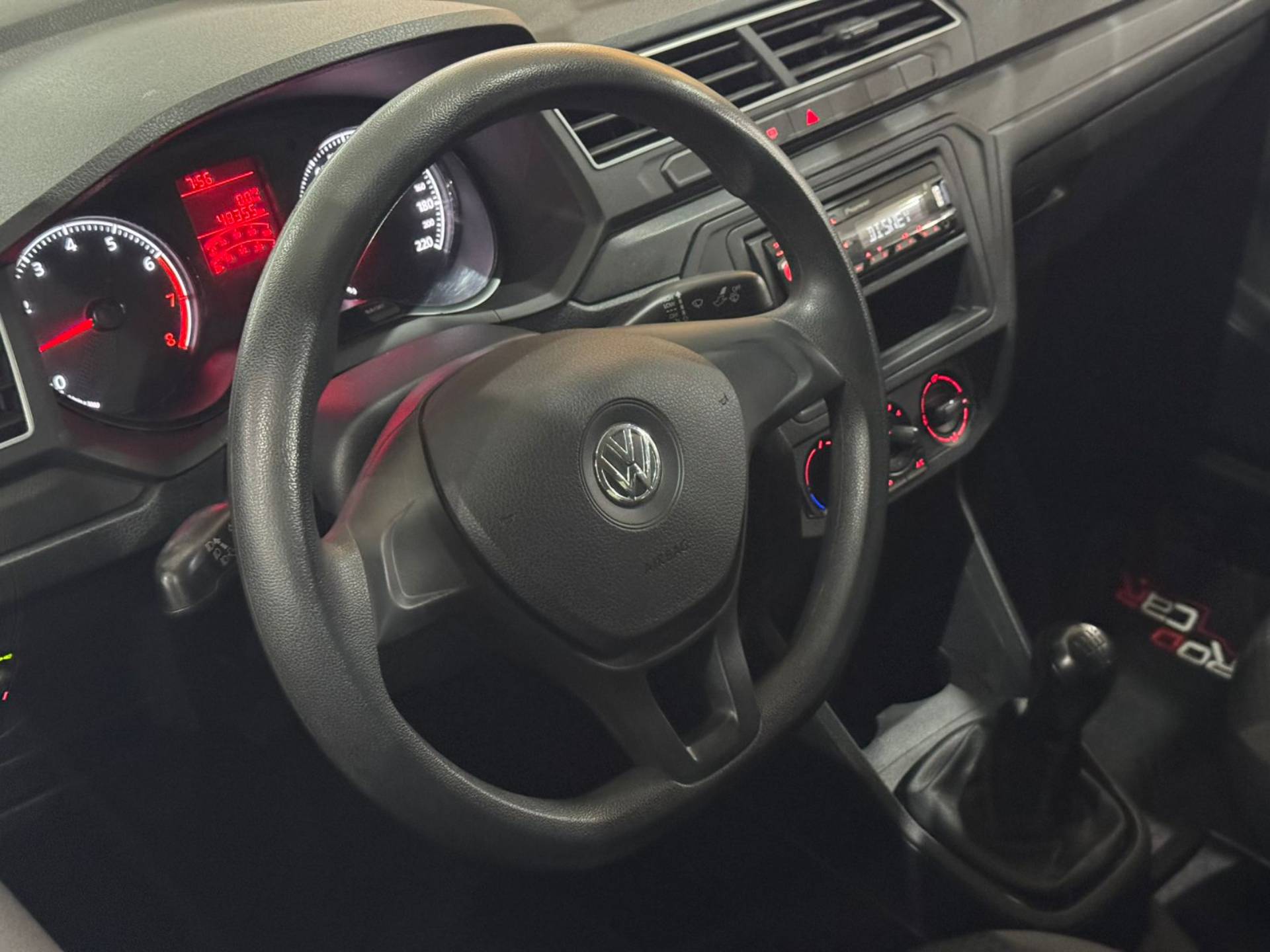 VOLKSWAGEN VOYAGE