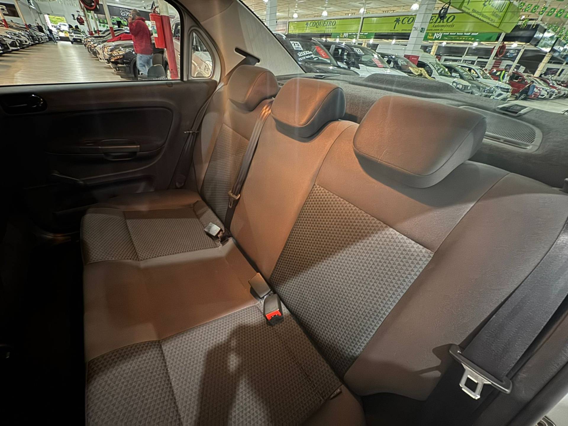VOLKSWAGEN VOYAGE