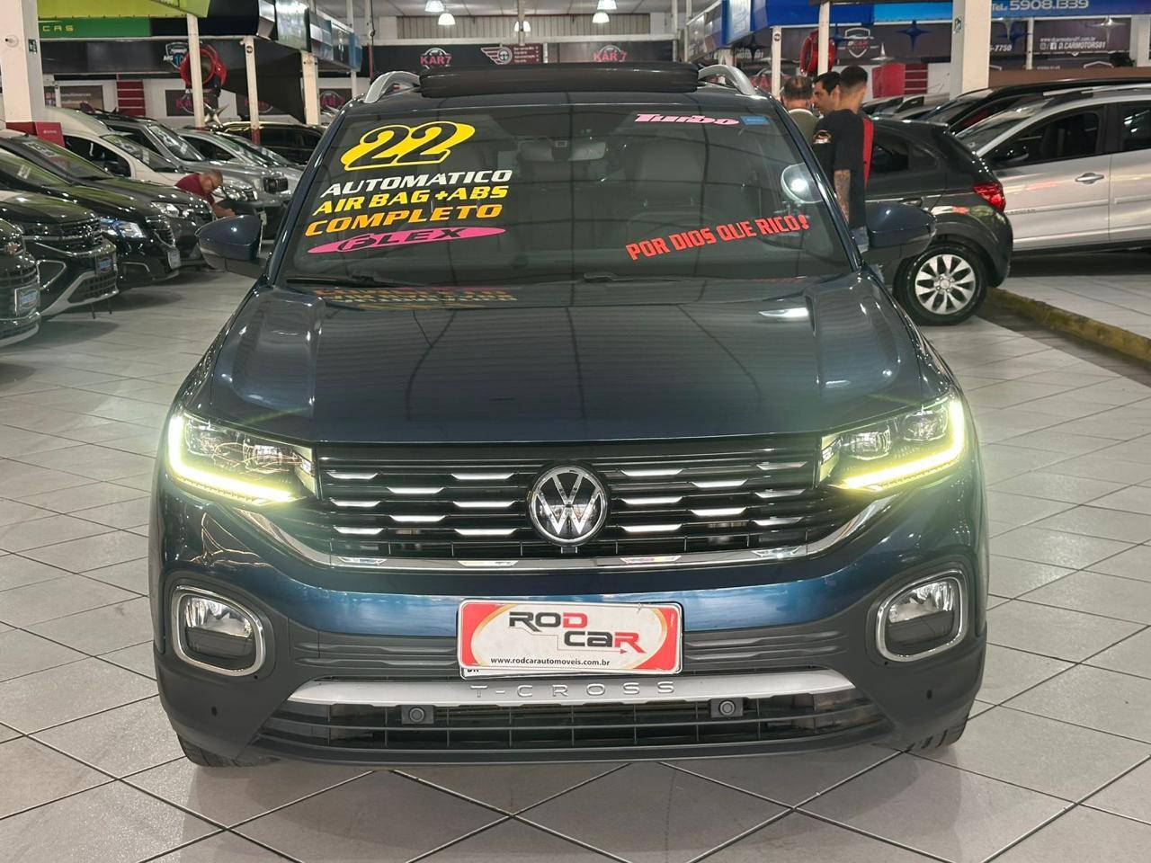 VOLKSWAGEN T-CROSS