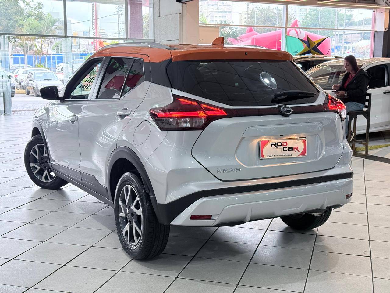 NISSAN KICKS