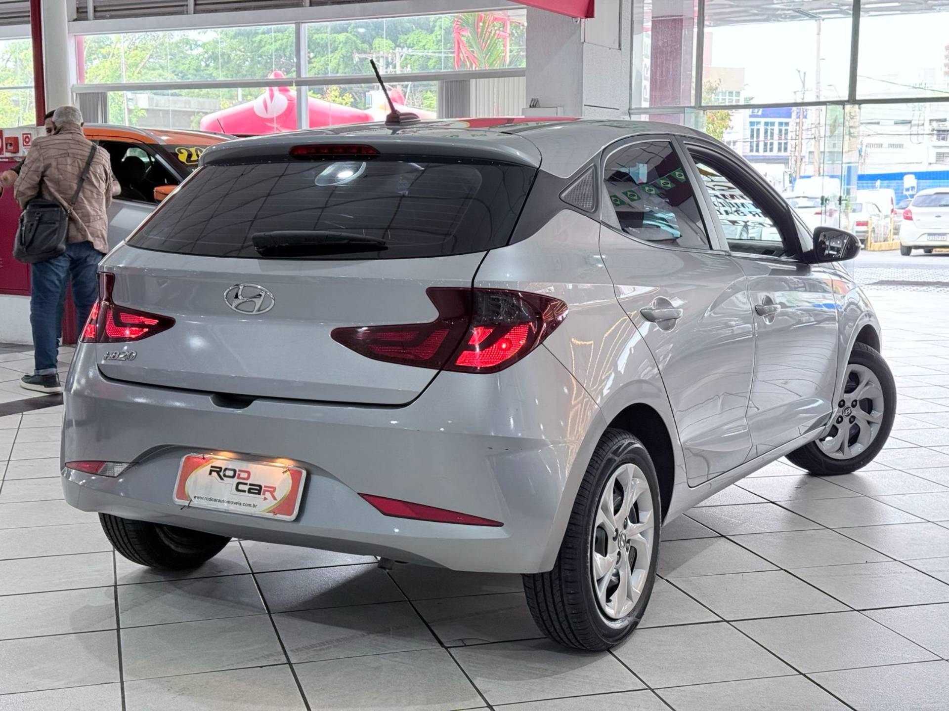 HYUNDAI HB20