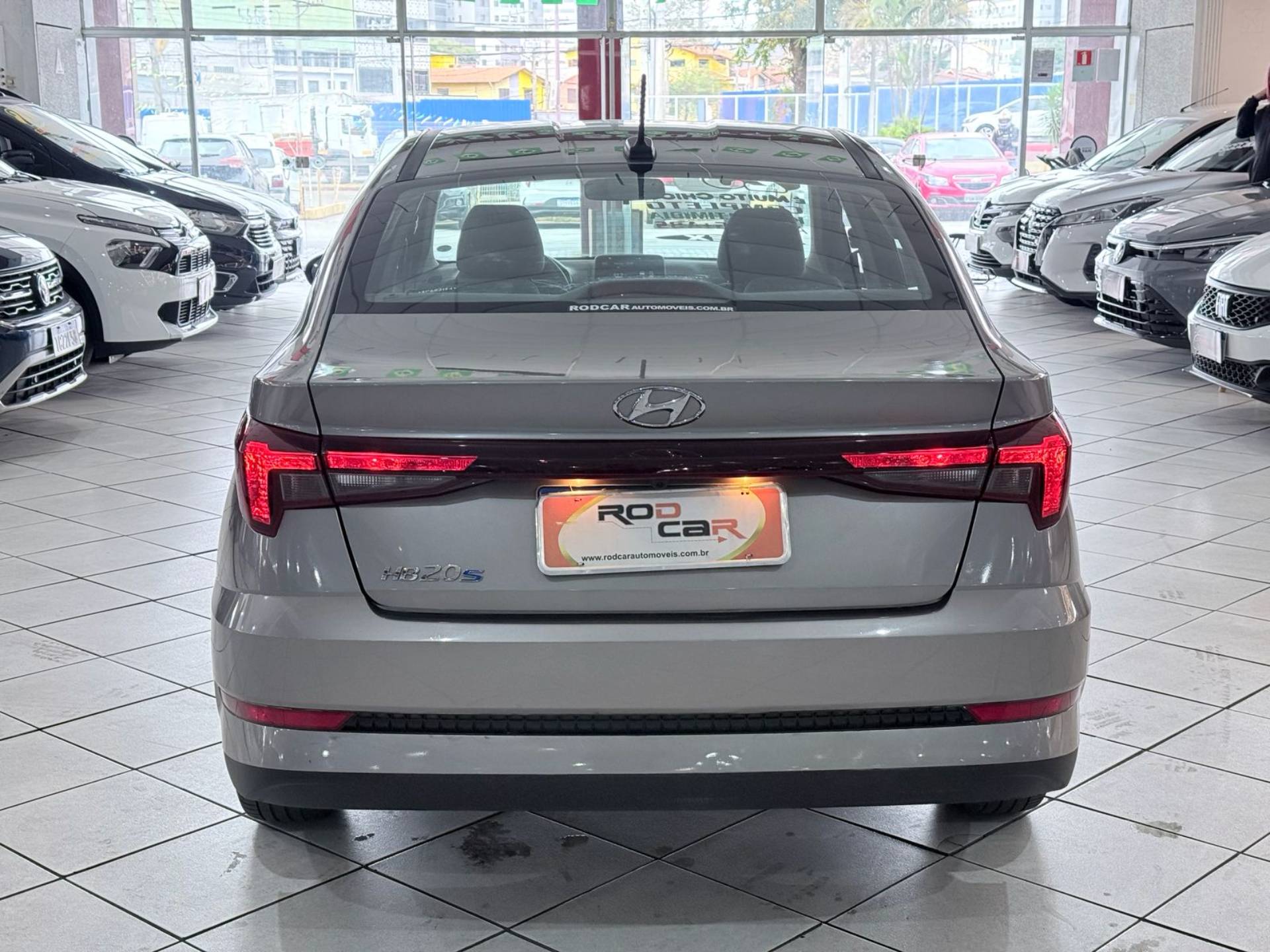 HYUNDAI HB20S
