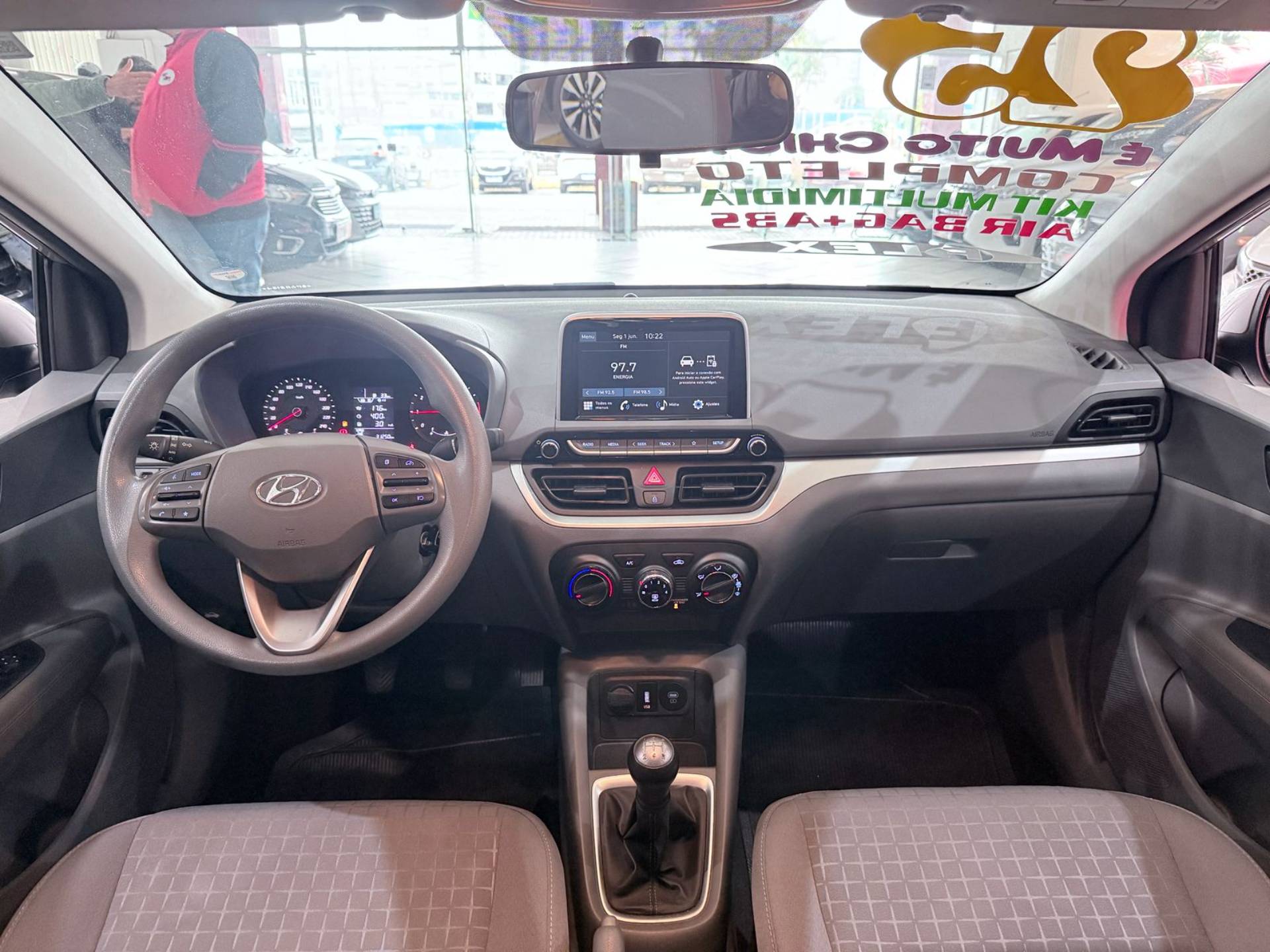 HYUNDAI HB20S