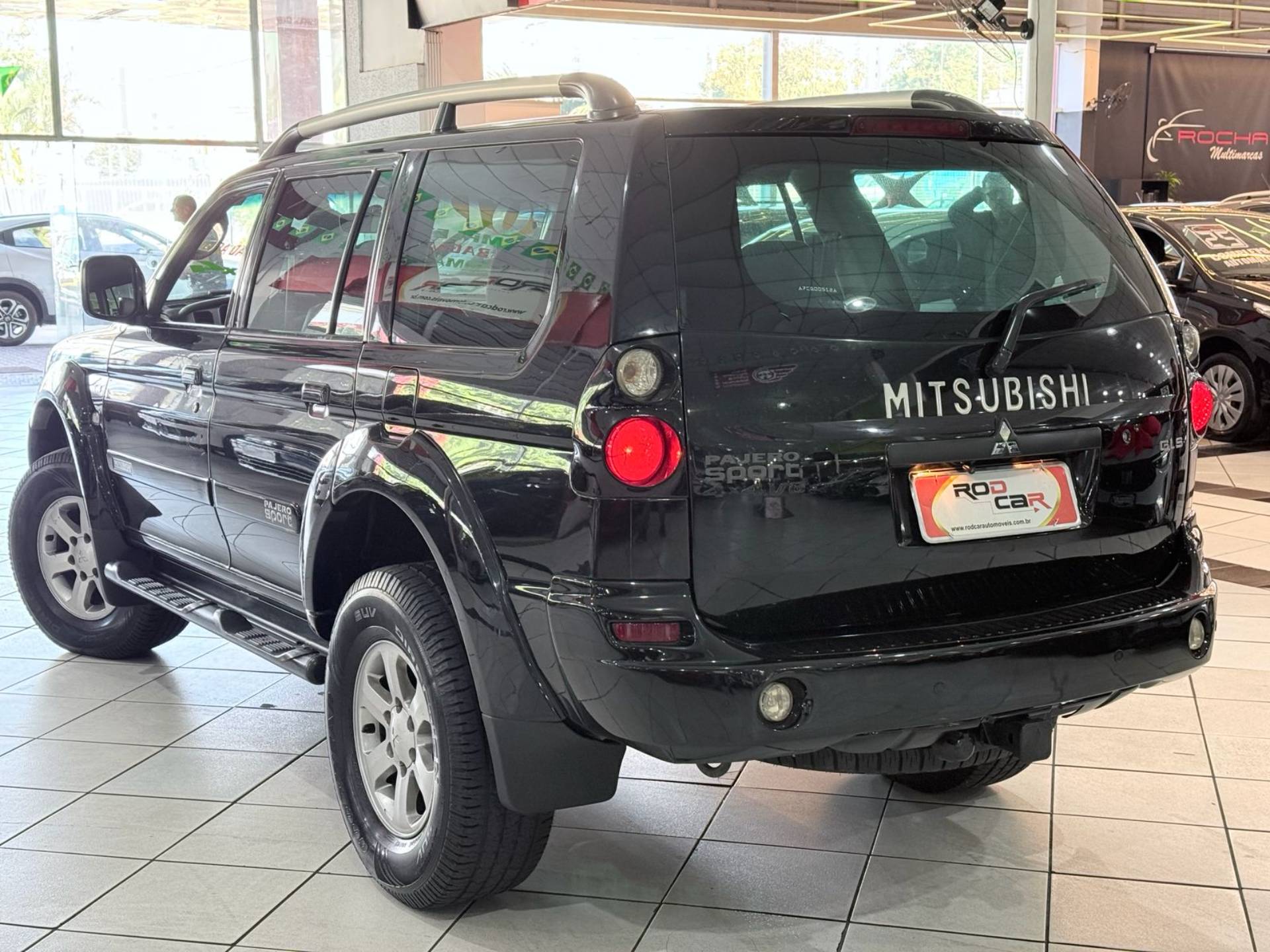 MITSUBISHI PAJERO SPORT