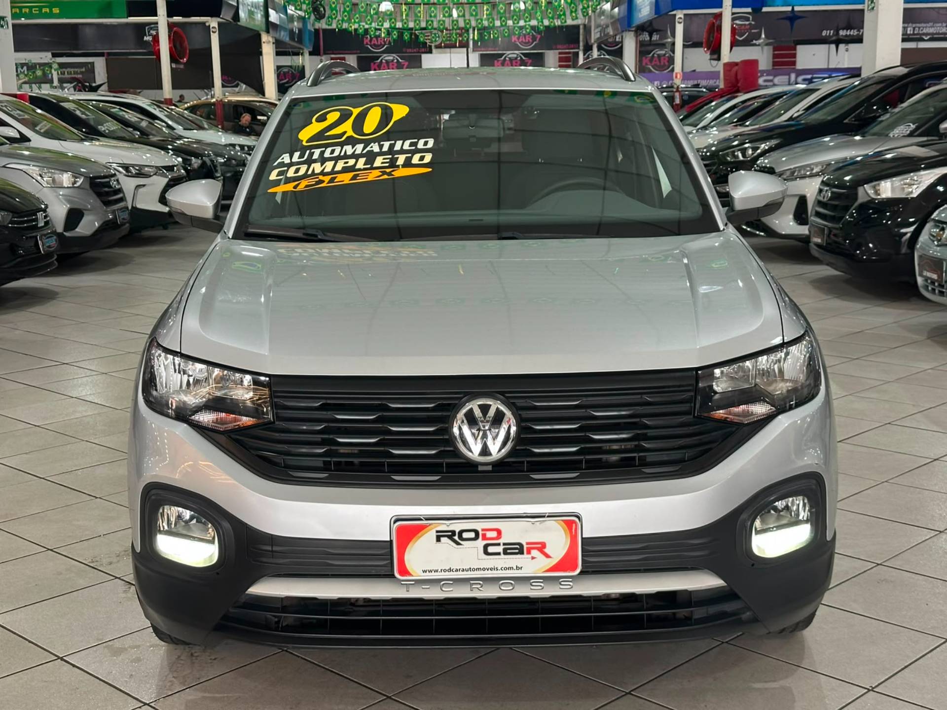 VOLKSWAGEN T-CROSS