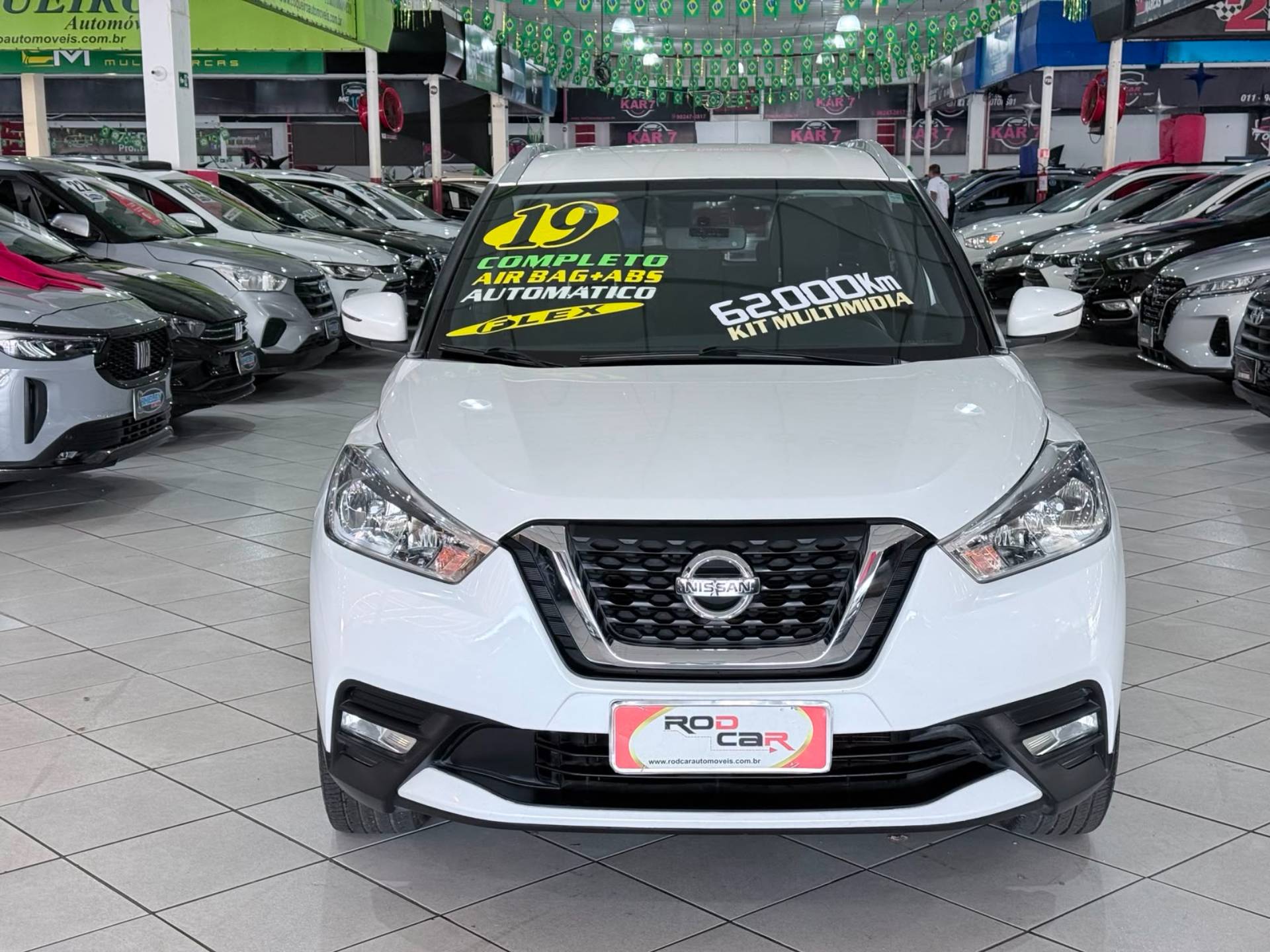 NISSAN KICKS