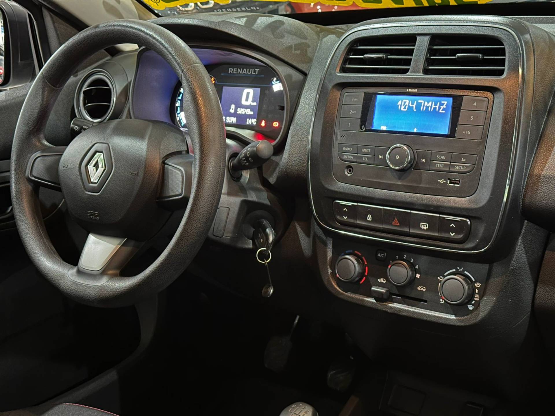 RENAULT KWID