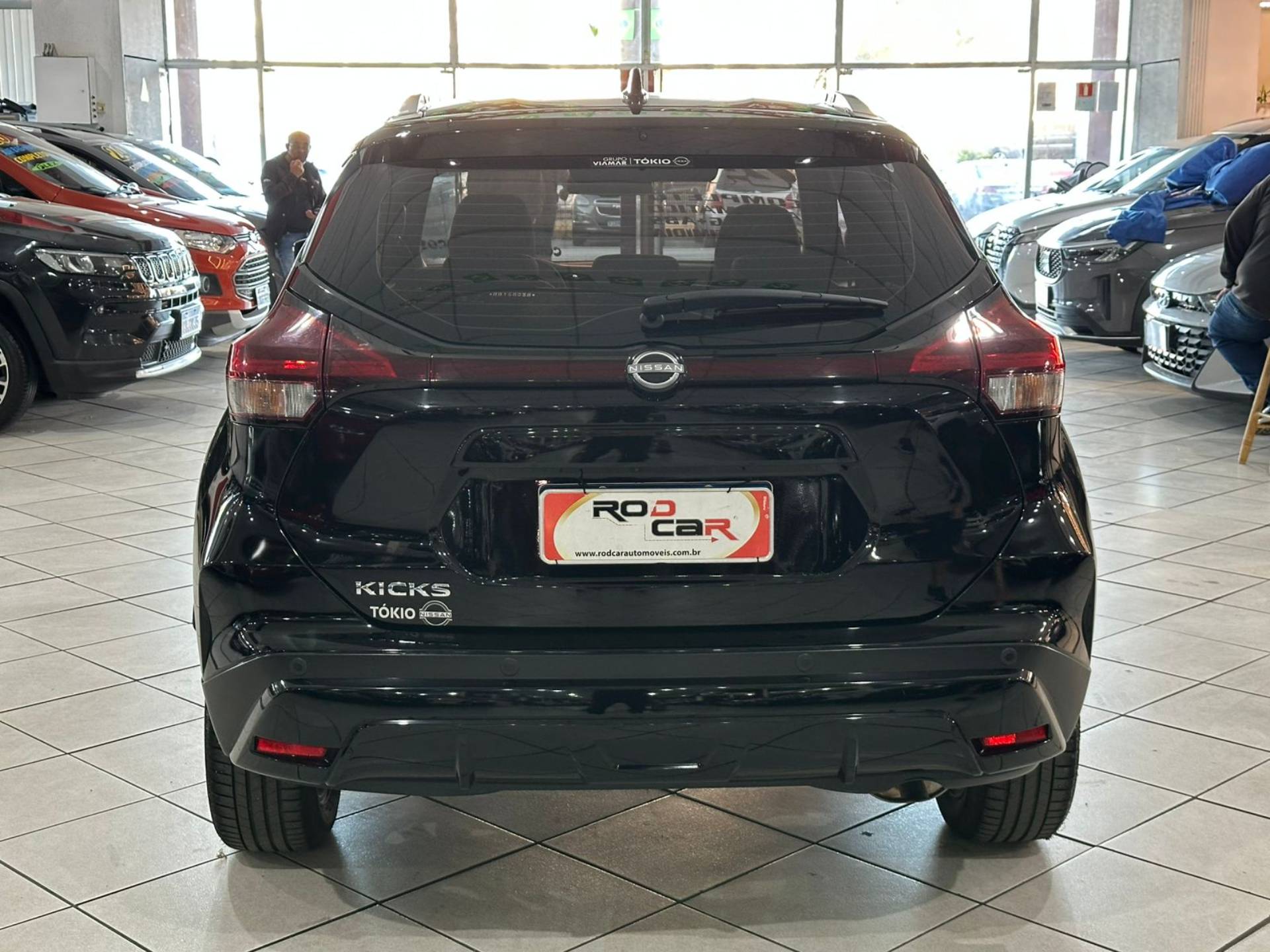 NISSAN KICKS