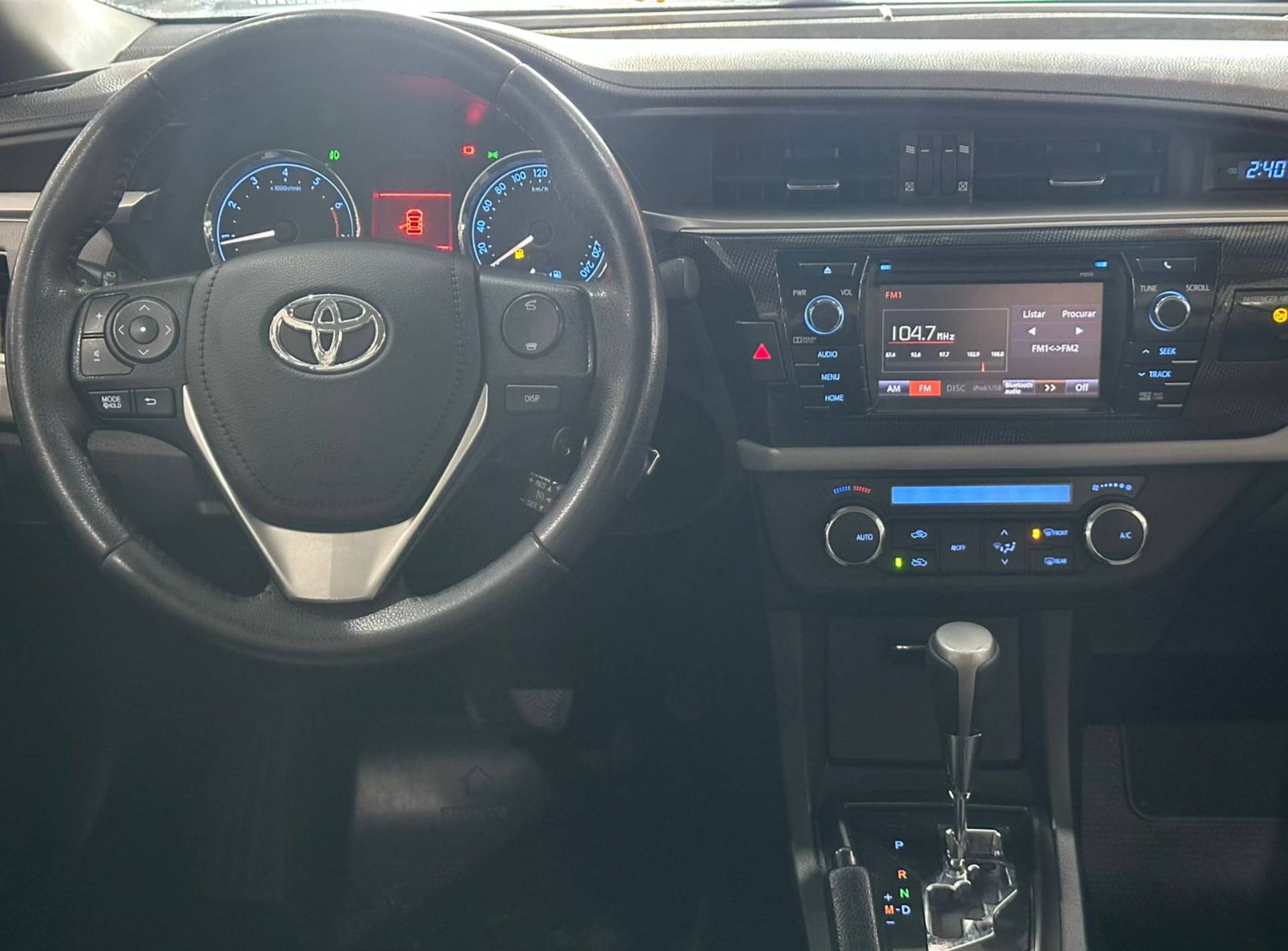 TOYOTA COROLLA