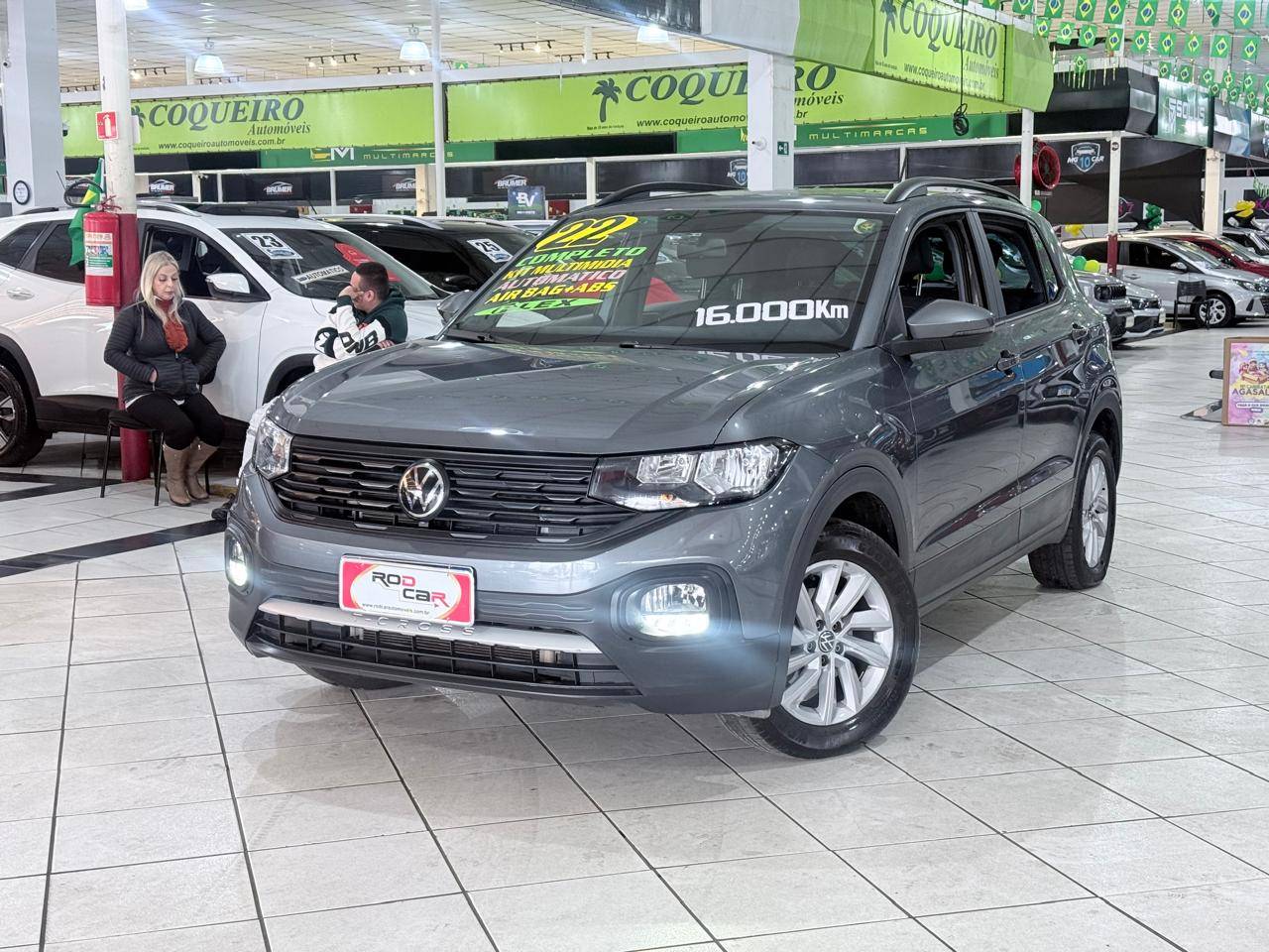 VOLKSWAGEN T-CROSS