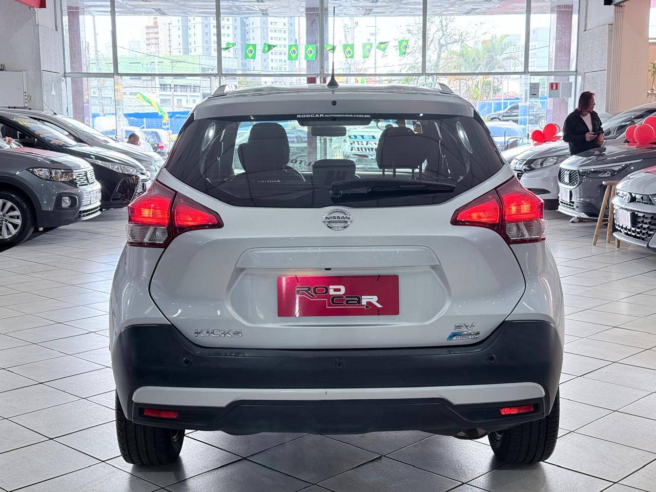 NISSAN KICKS