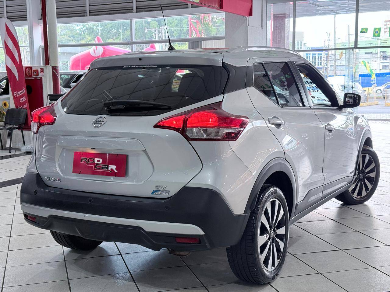 NISSAN KICKS