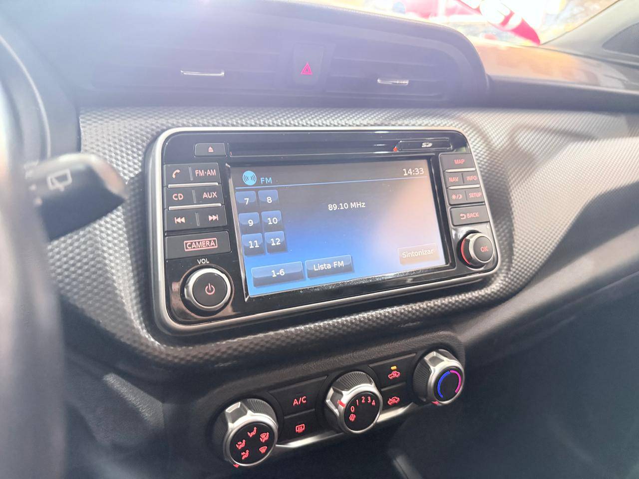 NISSAN KICKS