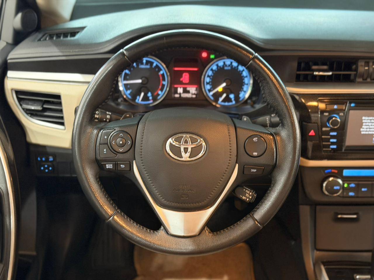 TOYOTA COROLLA