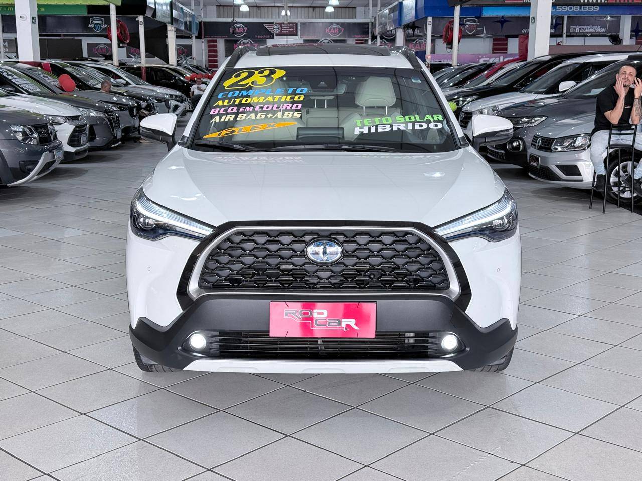 TOYOTA COROLLA CROSS