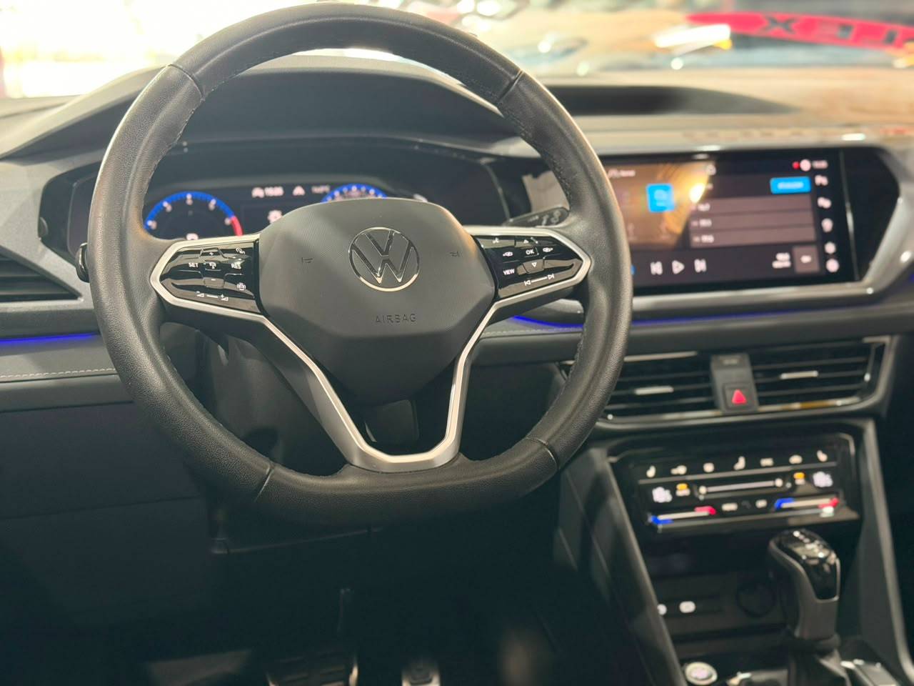 VOLKSWAGEN TAOS