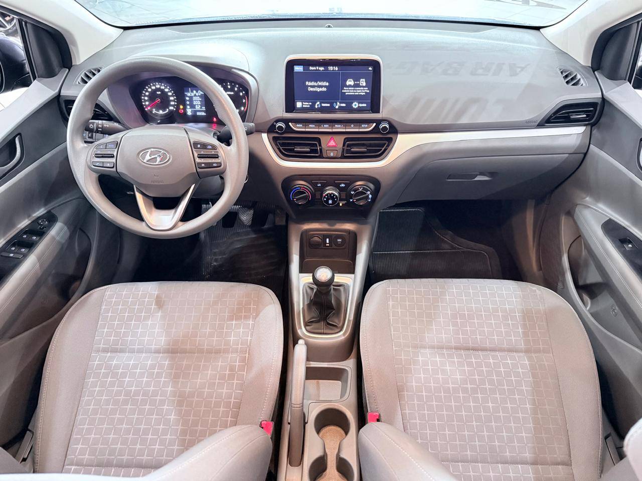 HYUNDAI HB20S