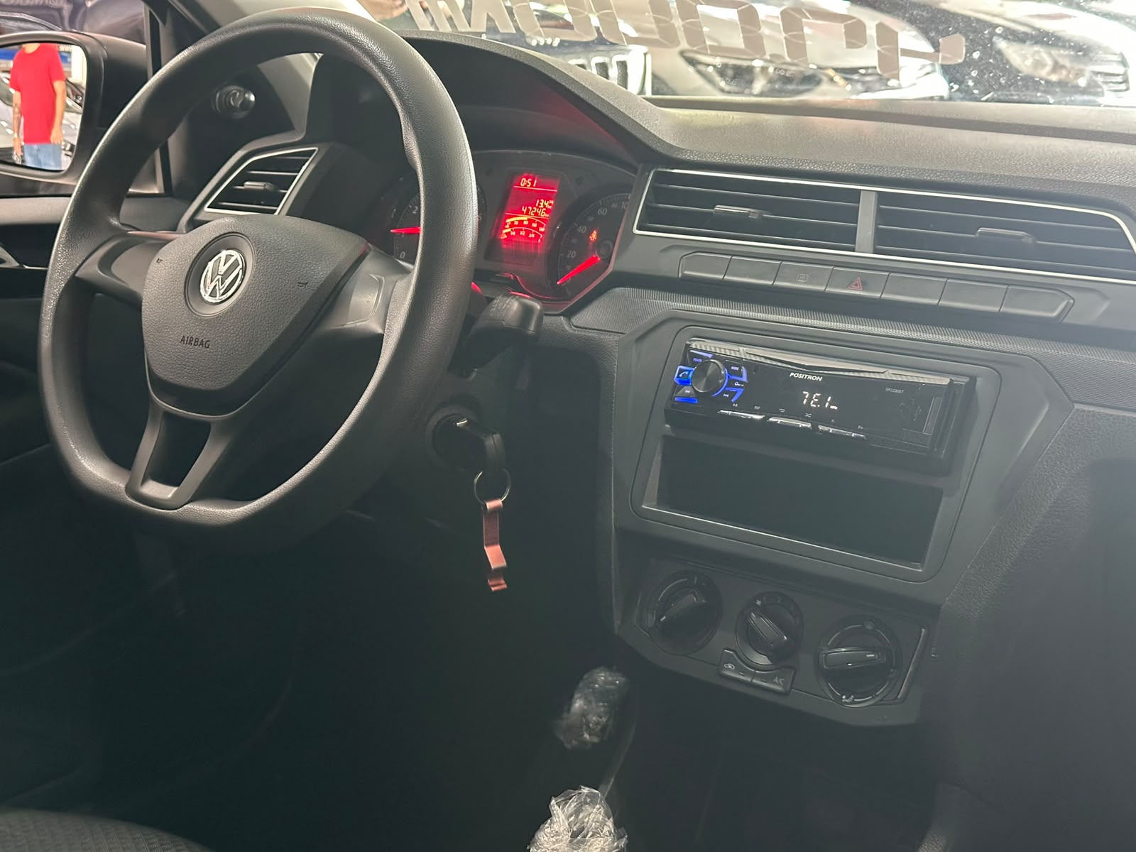 VOLKSWAGEN GOL