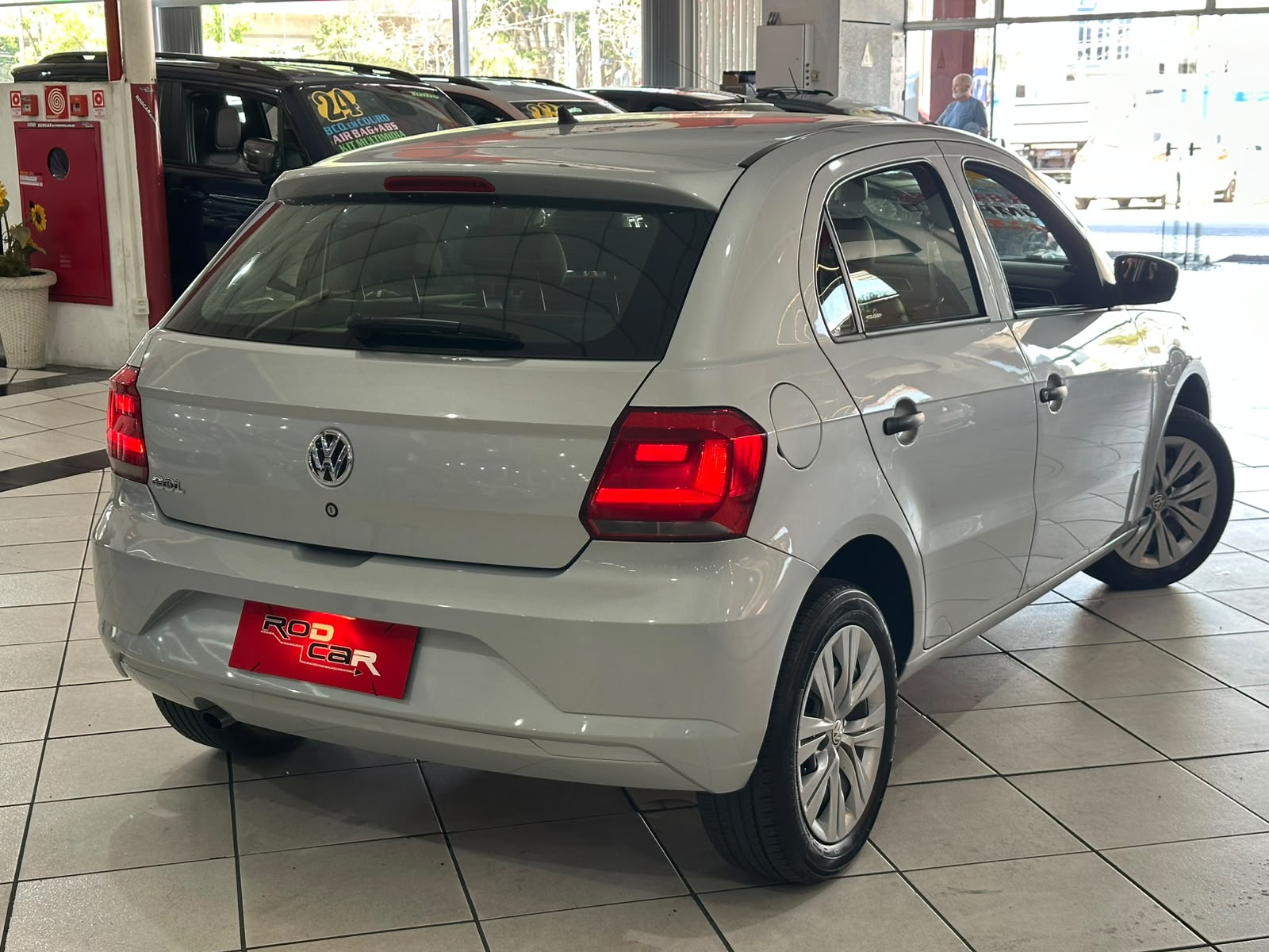 VOLKSWAGEN GOL