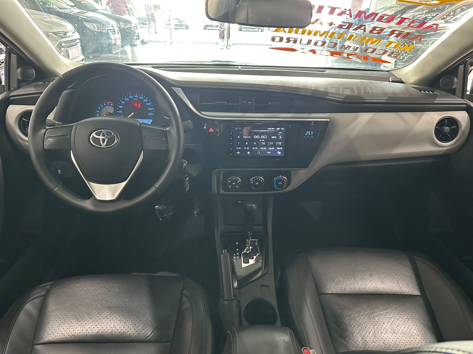 TOYOTA COROLLA