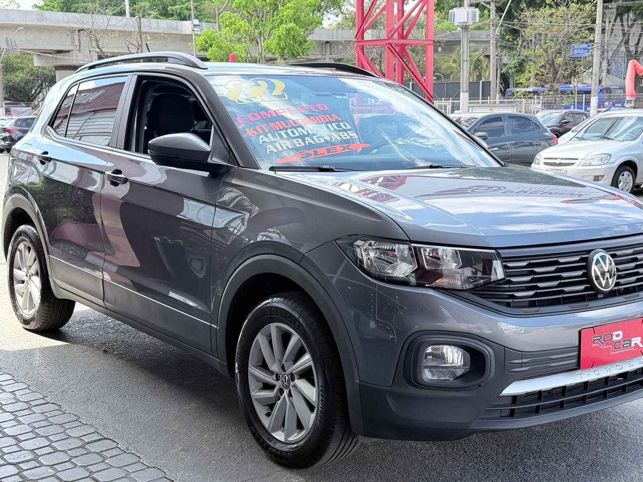 VOLKSWAGEN T-CROSS