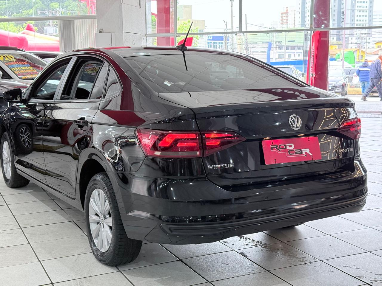 VOLKSWAGEN VIRTUS