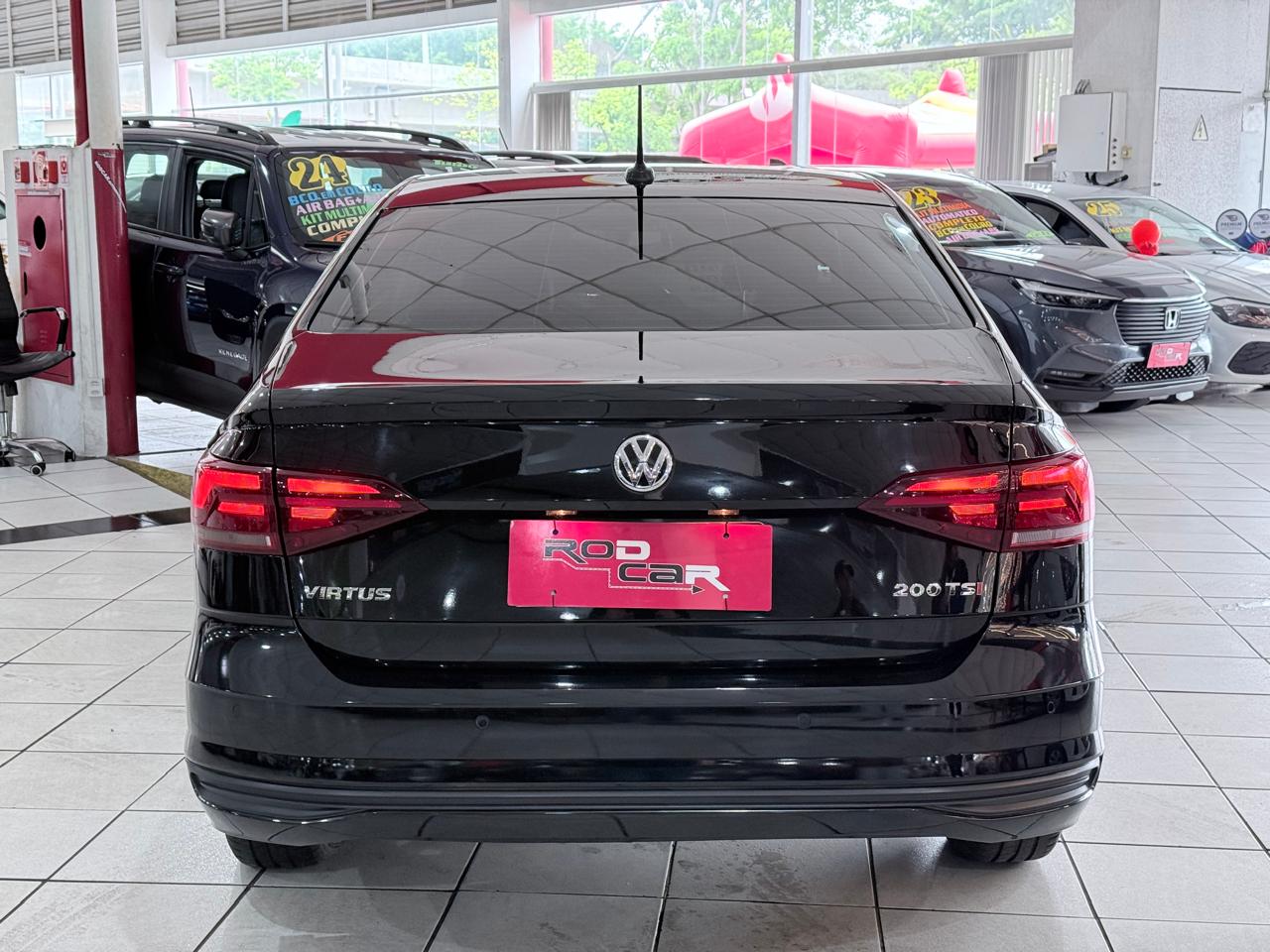VOLKSWAGEN VIRTUS