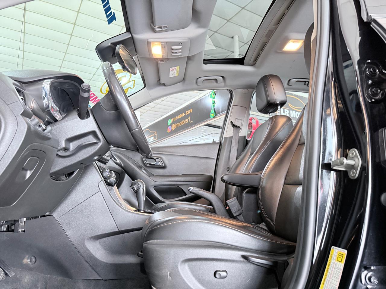 CHEVROLET TRACKER