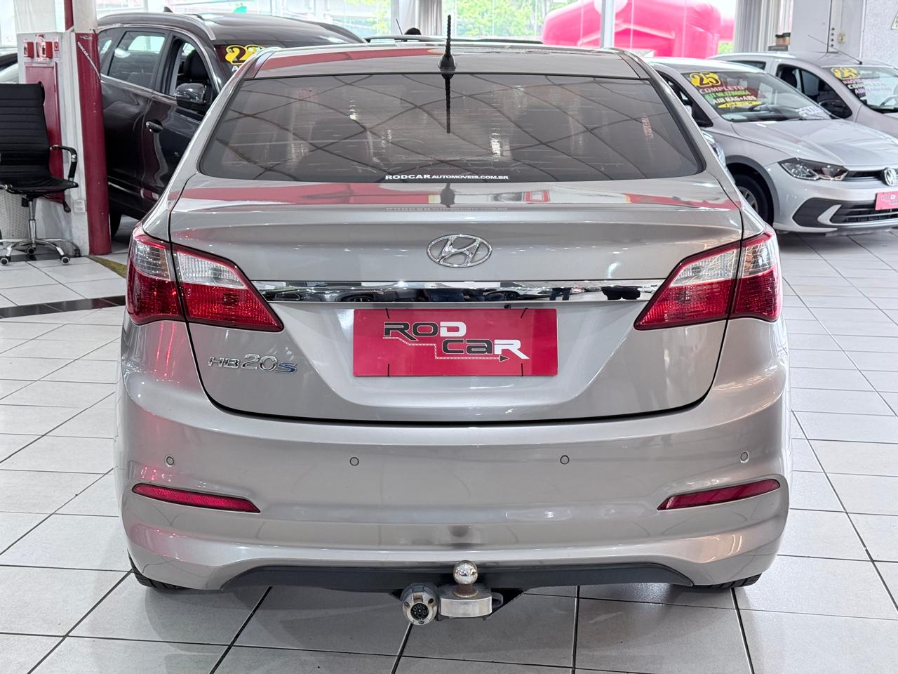 HYUNDAI HB20S