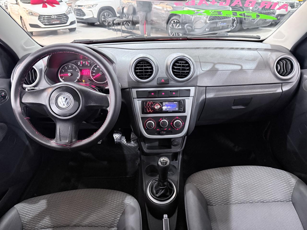 VOLKSWAGEN GOL
