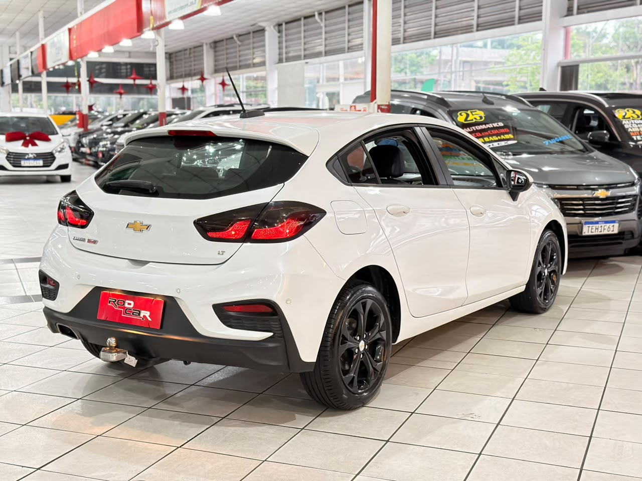 CHEVROLET CRUZE
