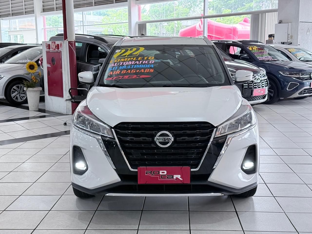NISSAN KICKS