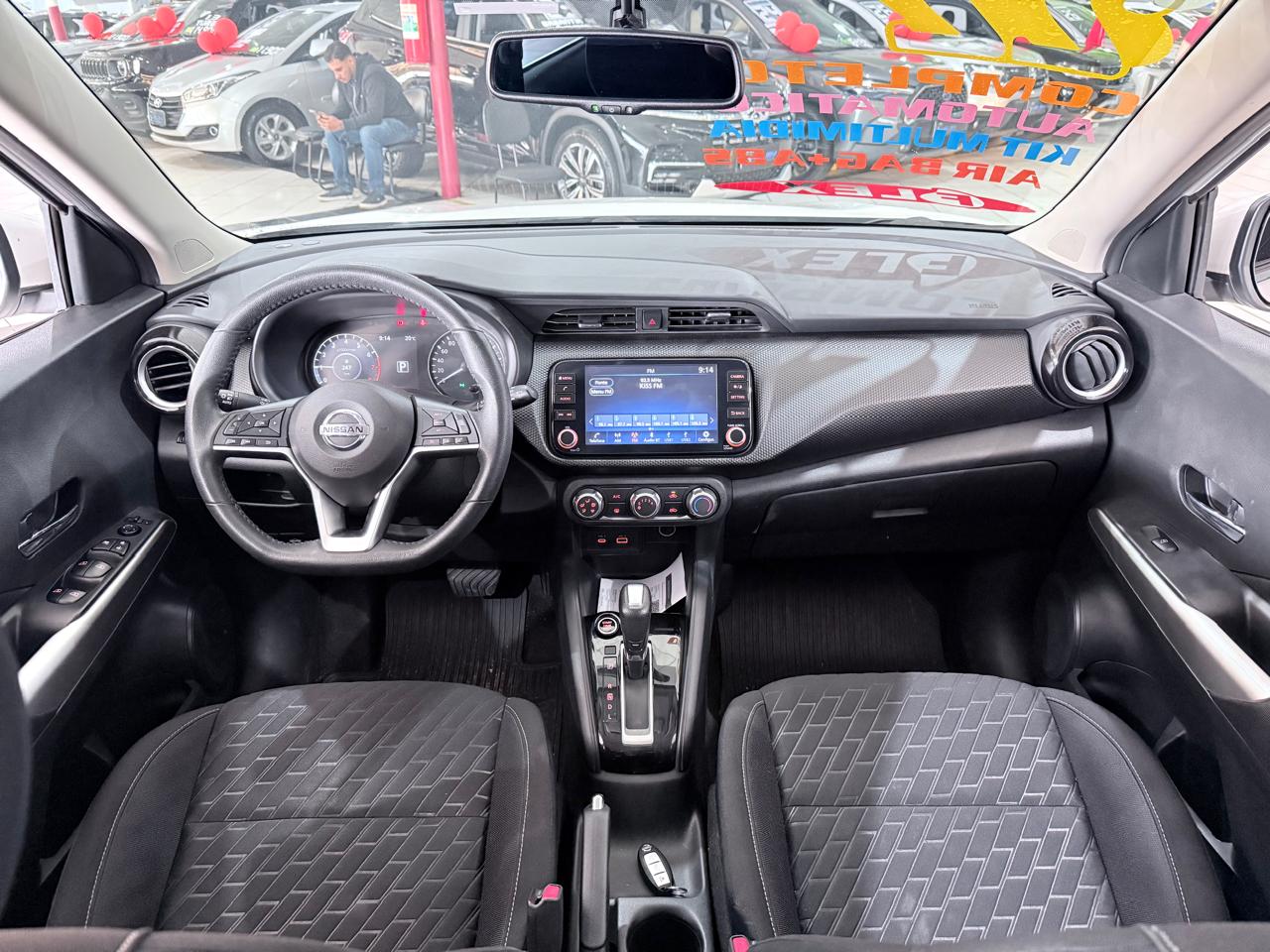 NISSAN KICKS