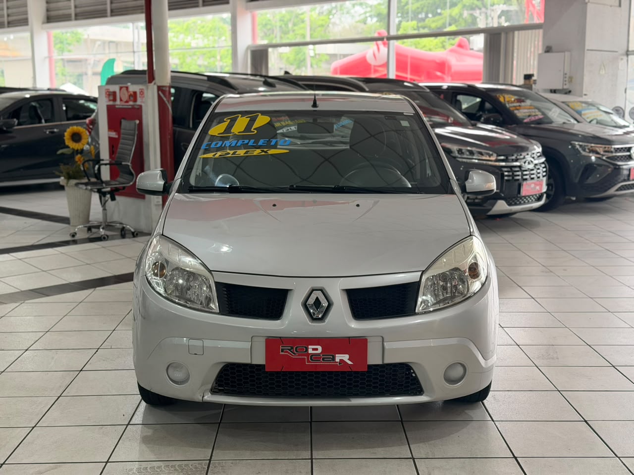 RENAULT SANDERO