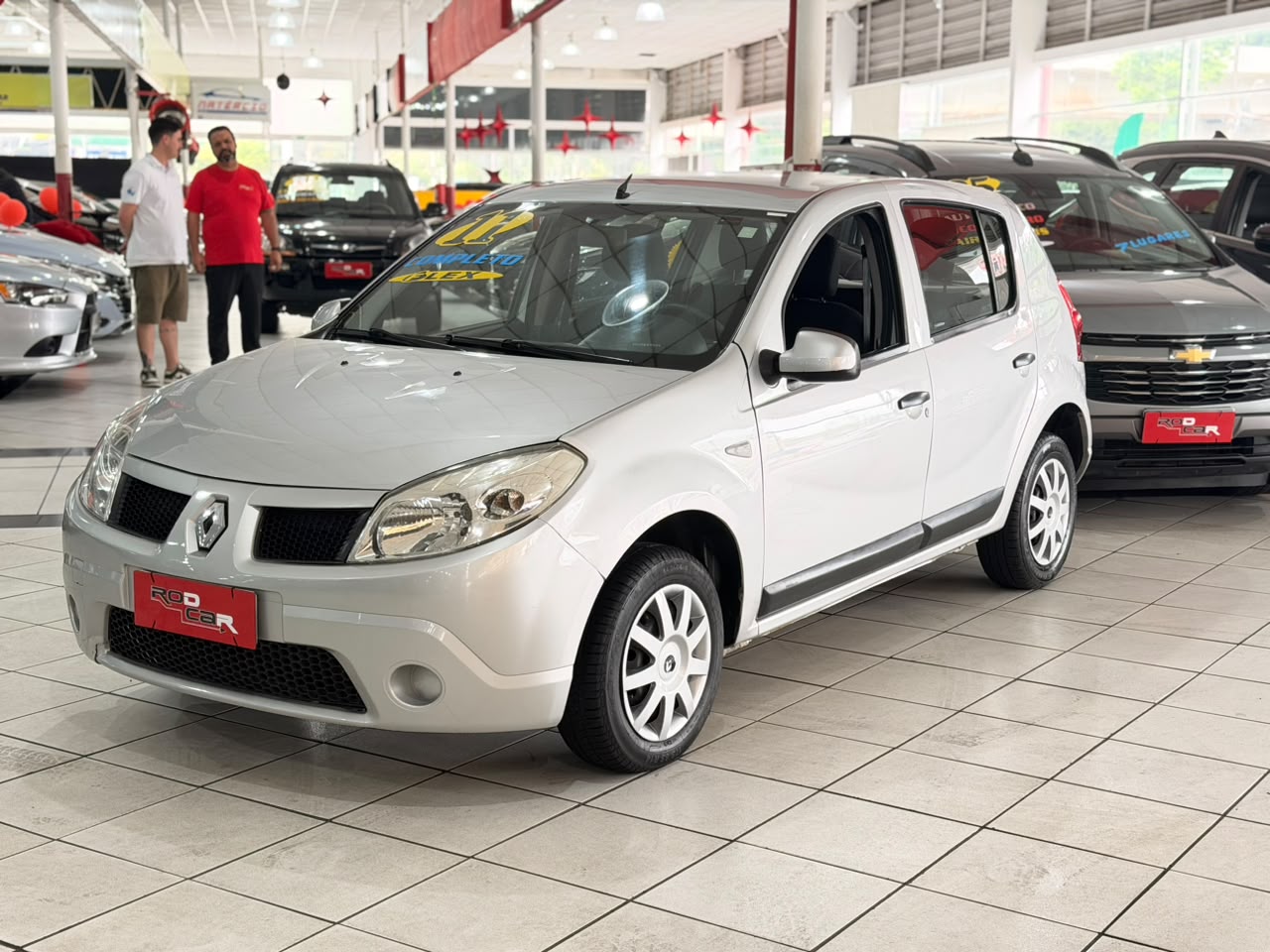 RENAULT SANDERO