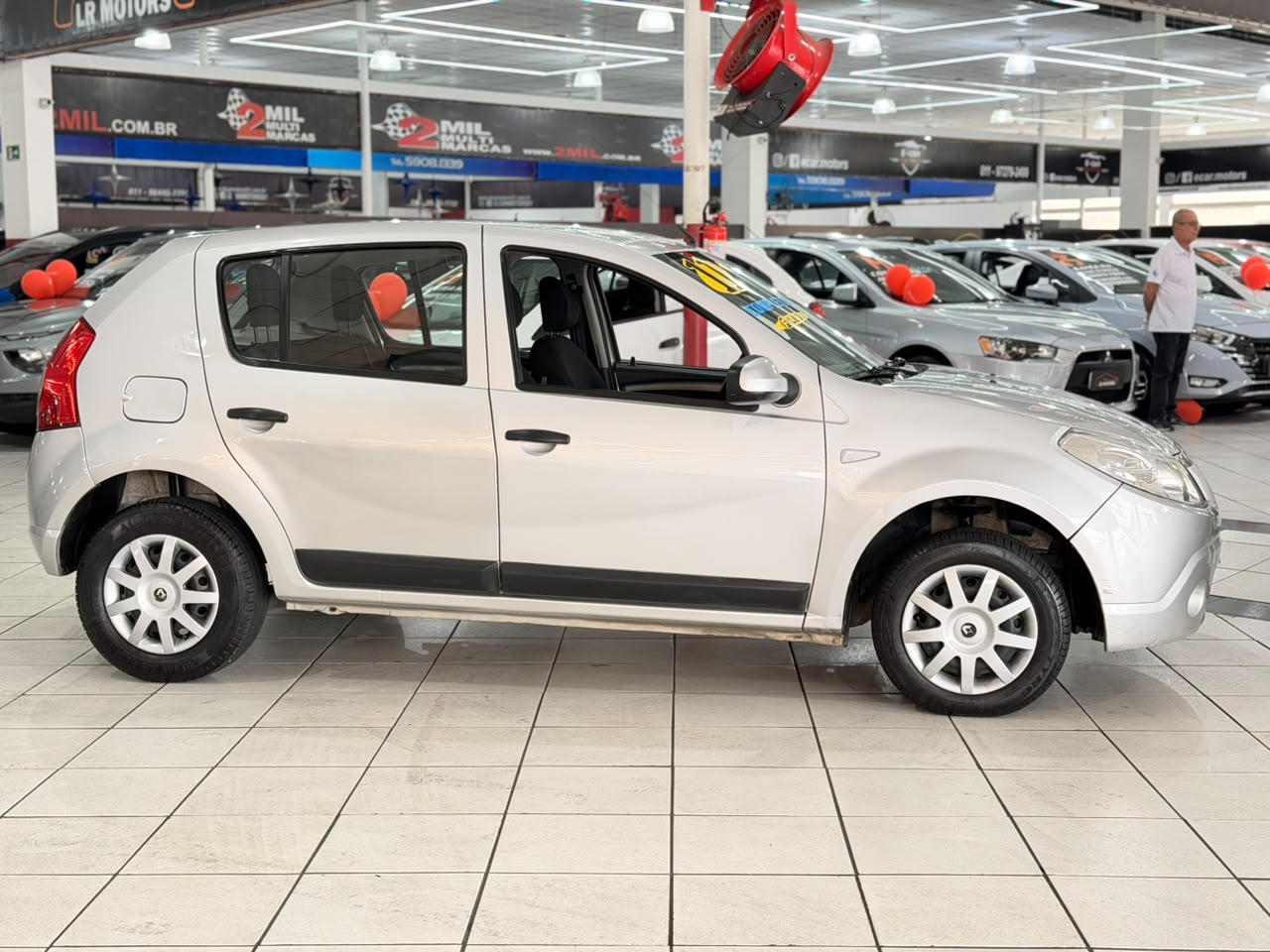 RENAULT SANDERO
