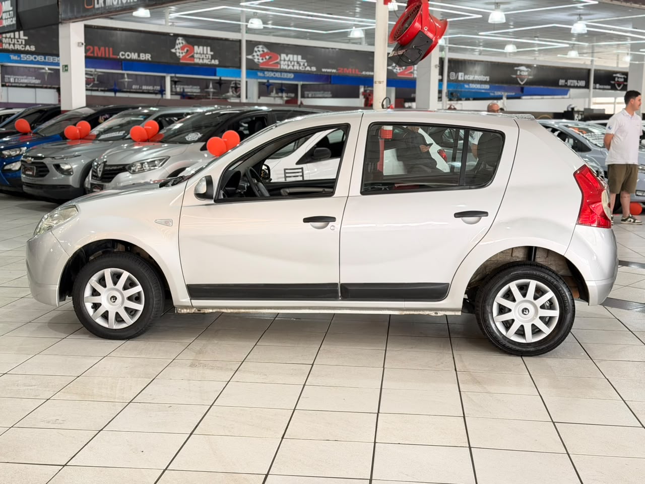 RENAULT SANDERO