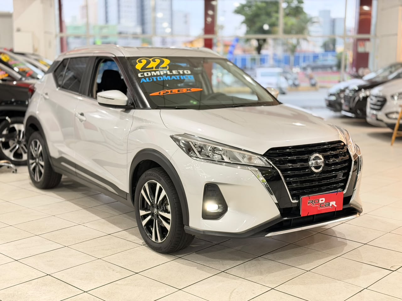 NISSAN KICKS