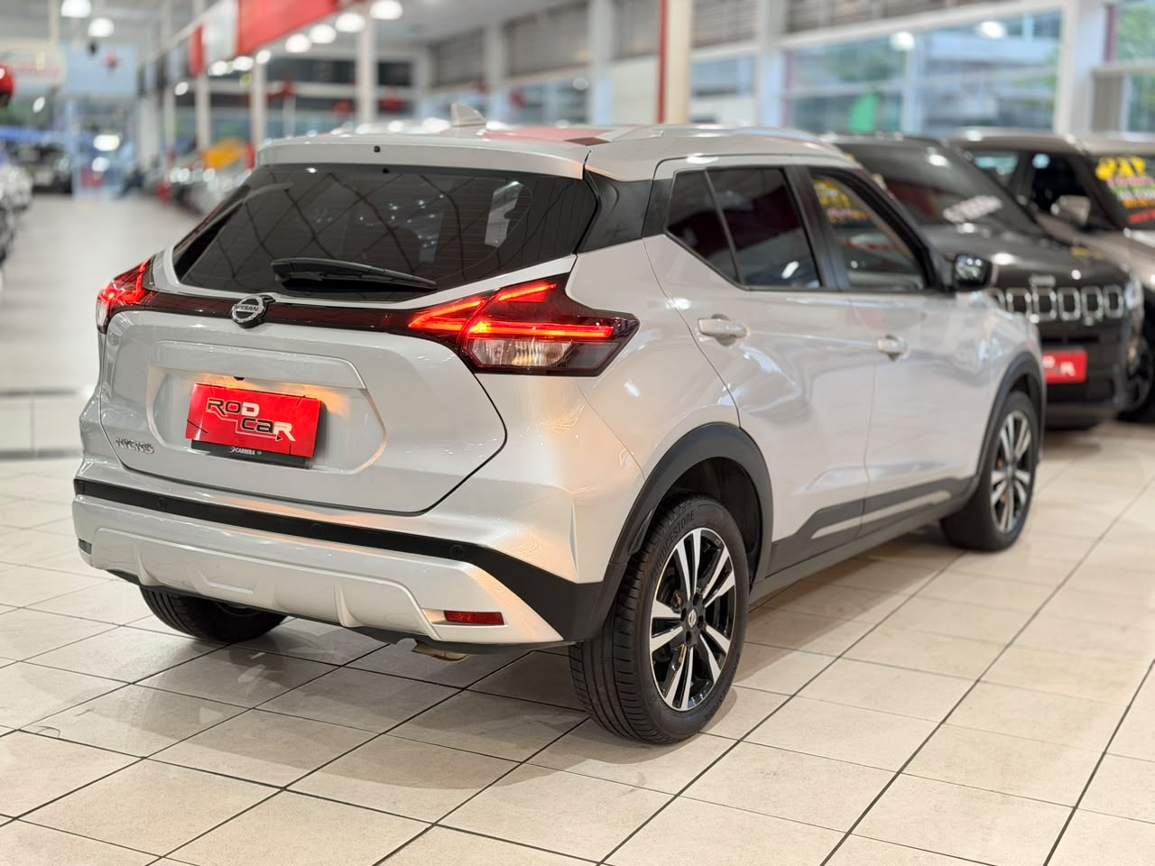 NISSAN KICKS