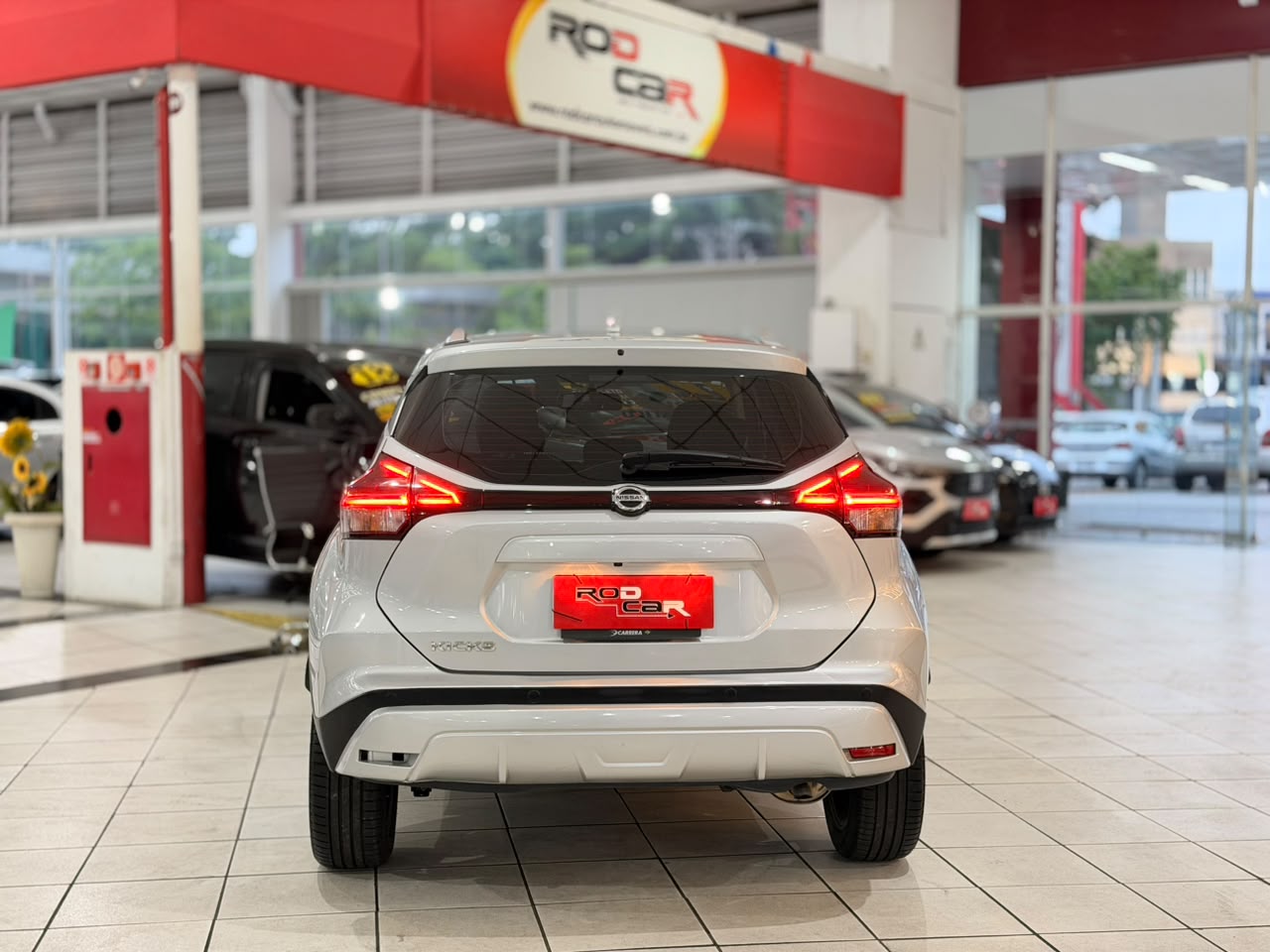 NISSAN KICKS