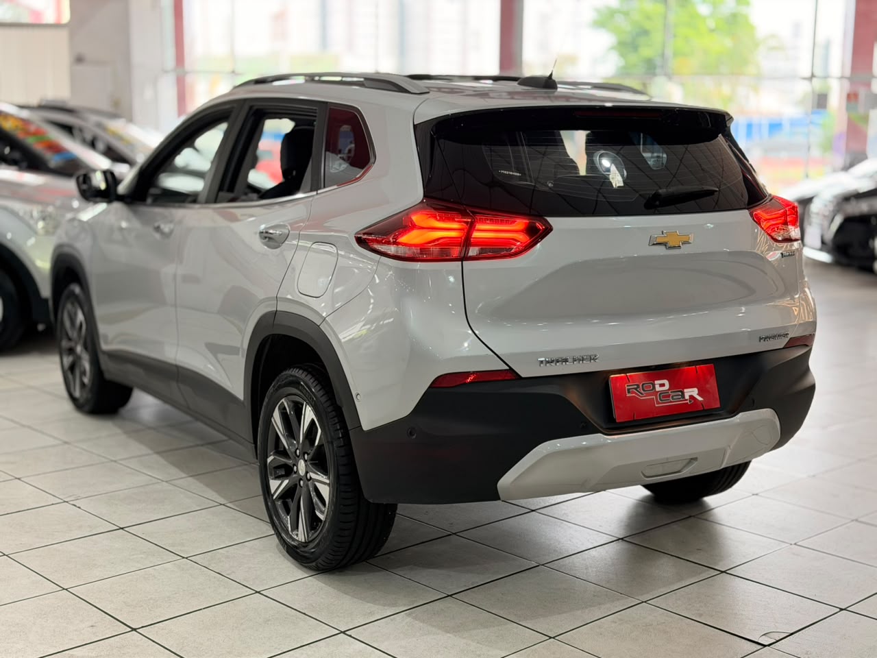 CHEVROLET TRACKER