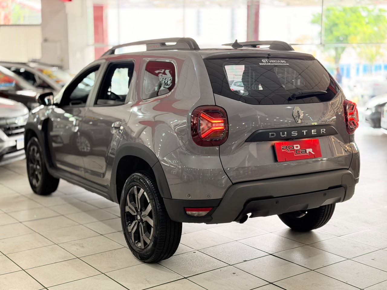 RENAULT DUSTER