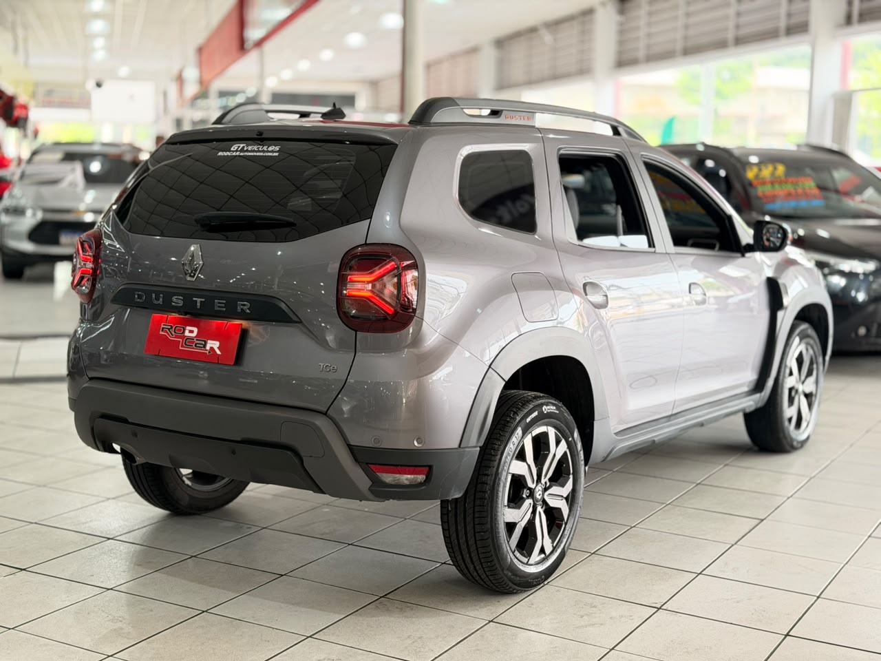 RENAULT DUSTER