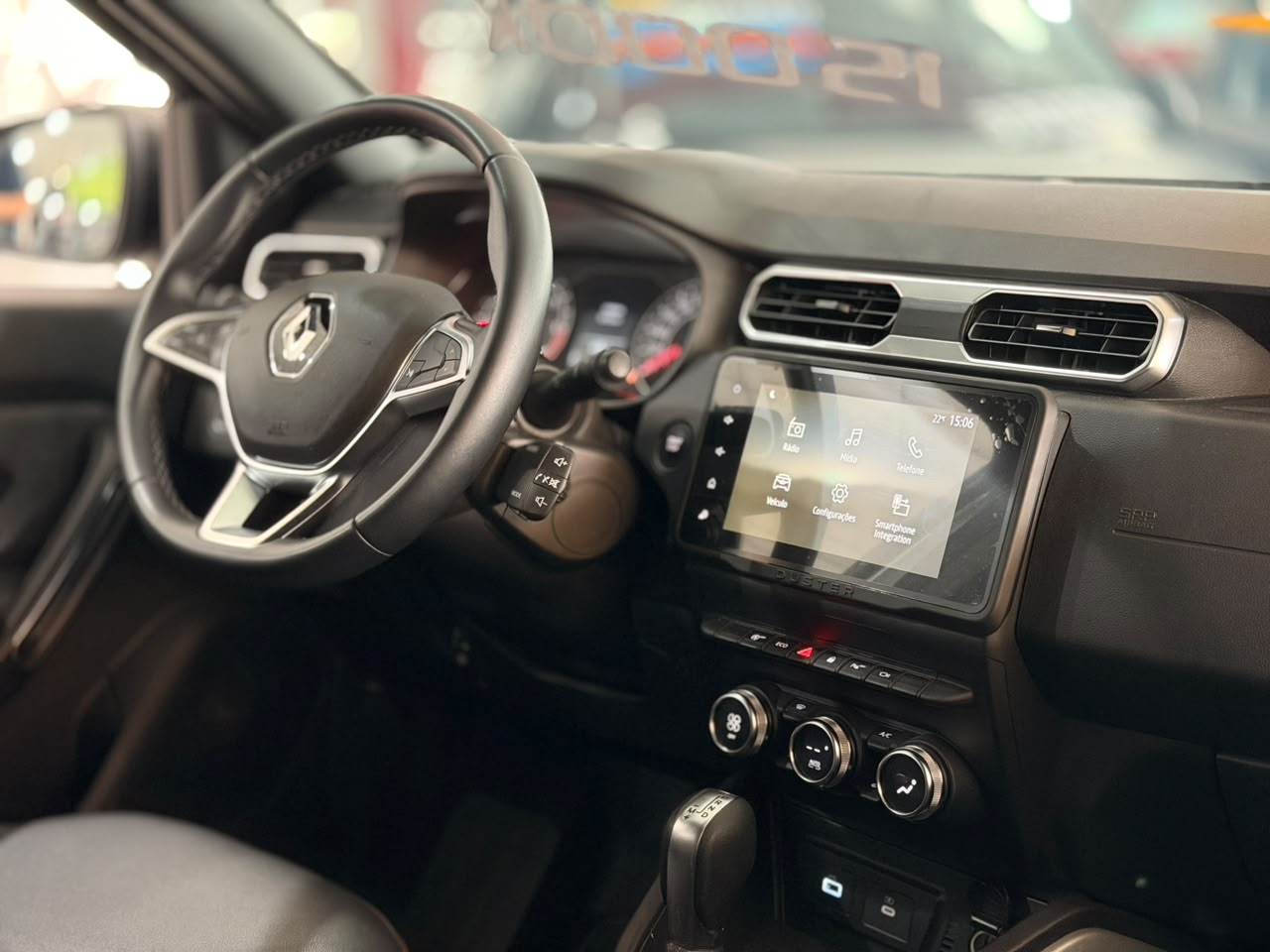 RENAULT DUSTER