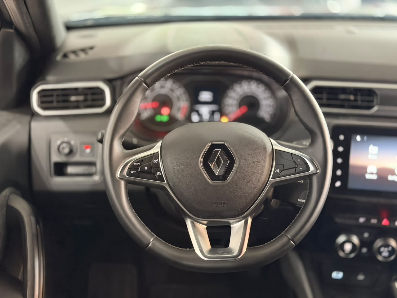 RENAULT DUSTER