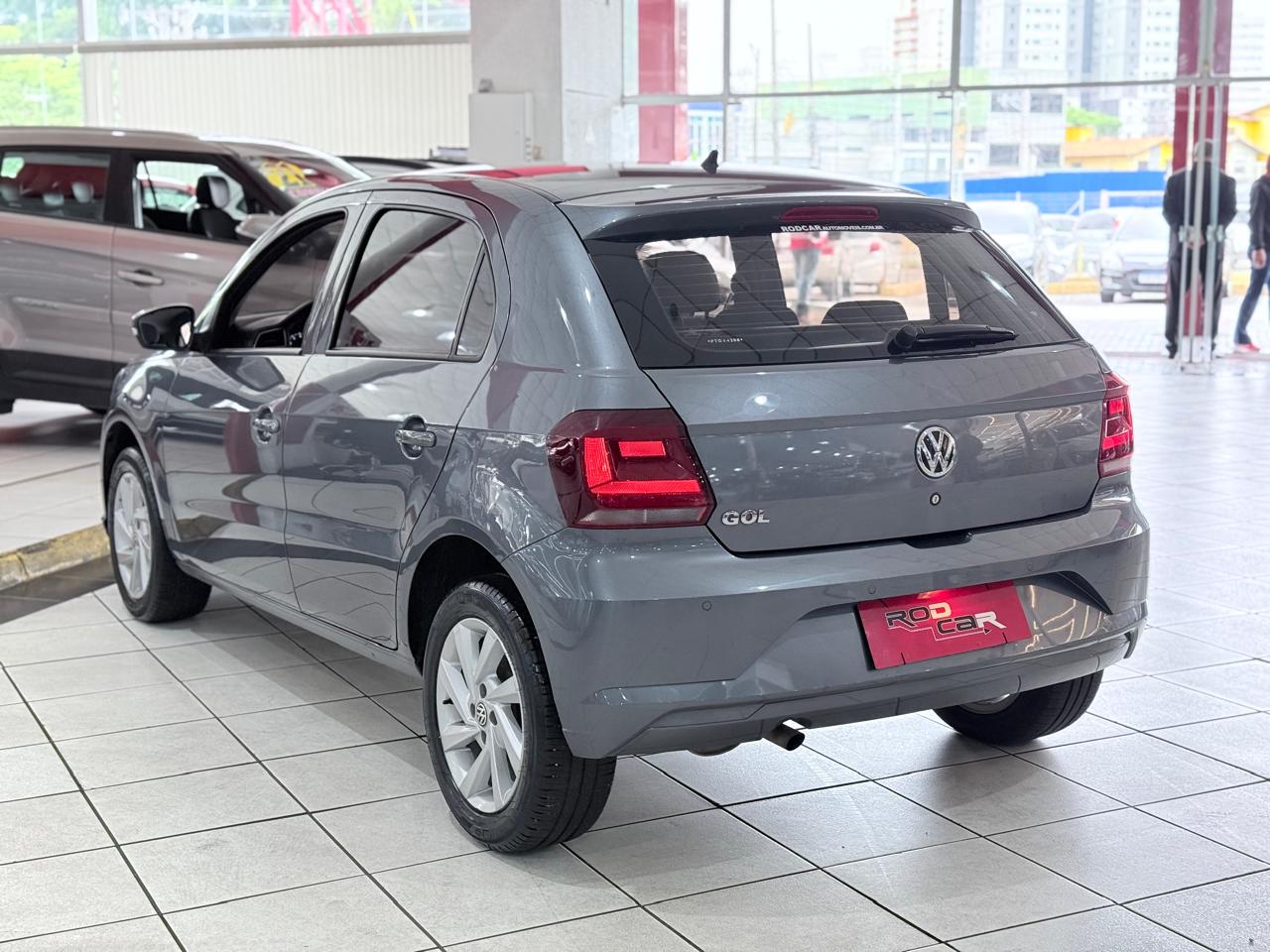 VOLKSWAGEN GOL