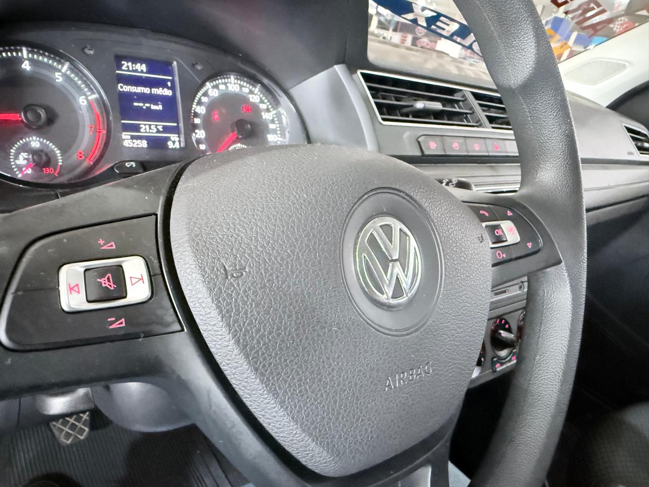 VOLKSWAGEN GOL
