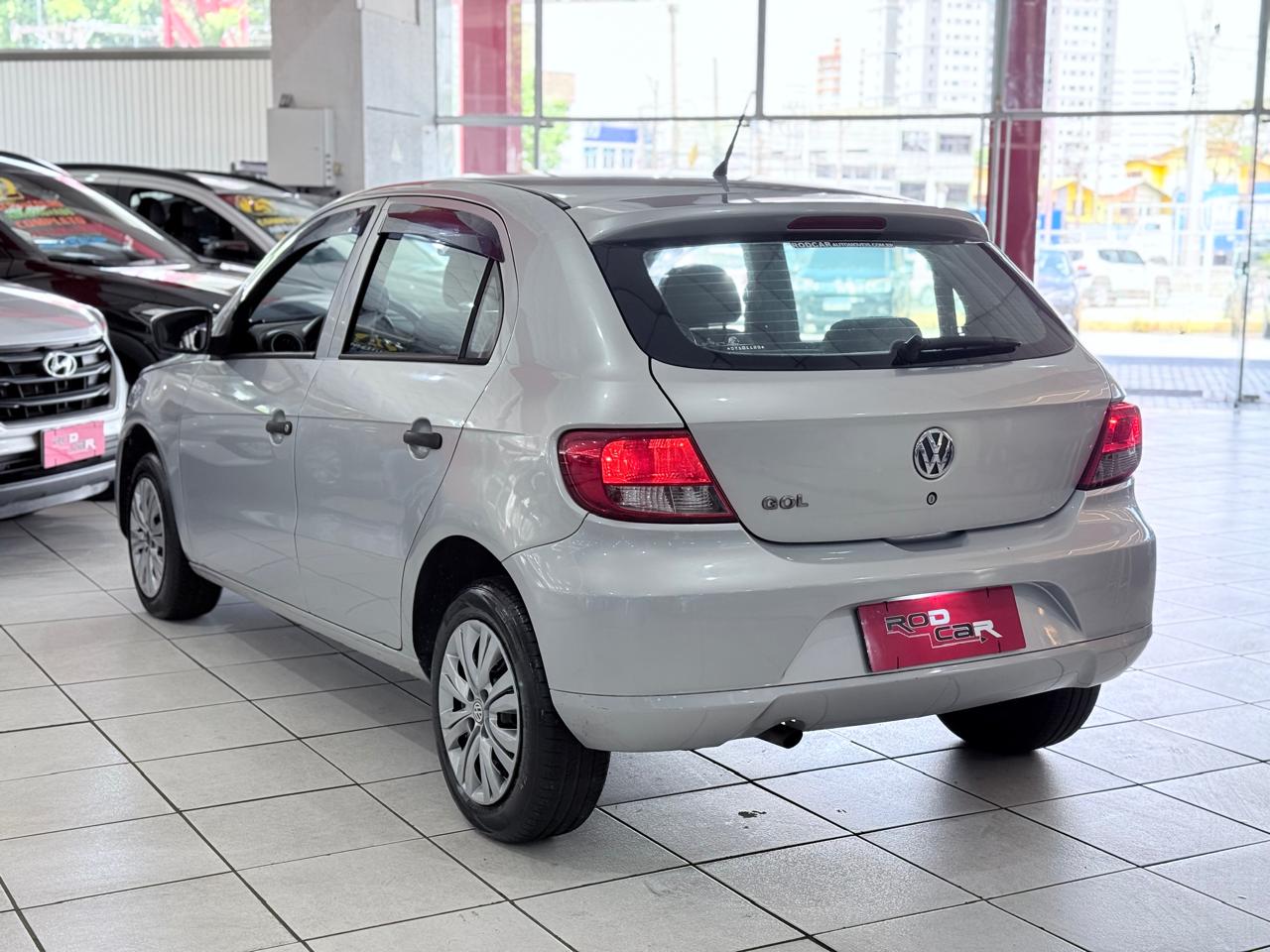 VOLKSWAGEN GOL