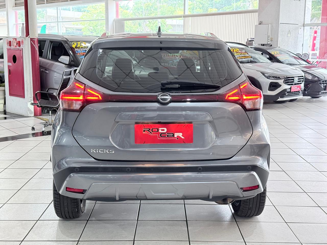 NISSAN KICKS